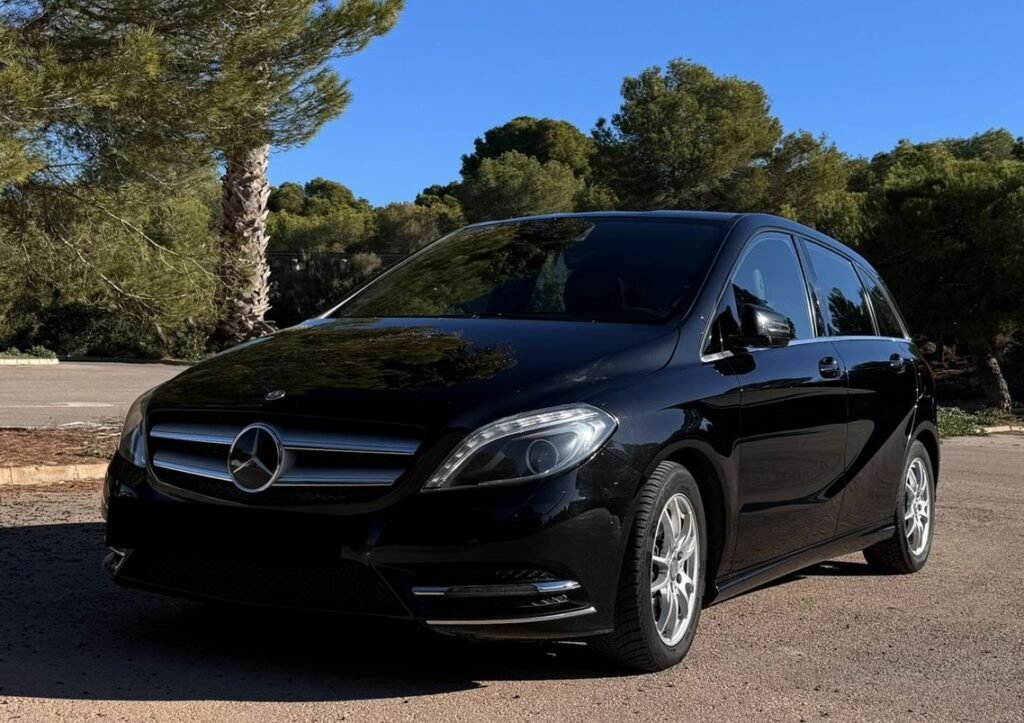 Mercedes B 180